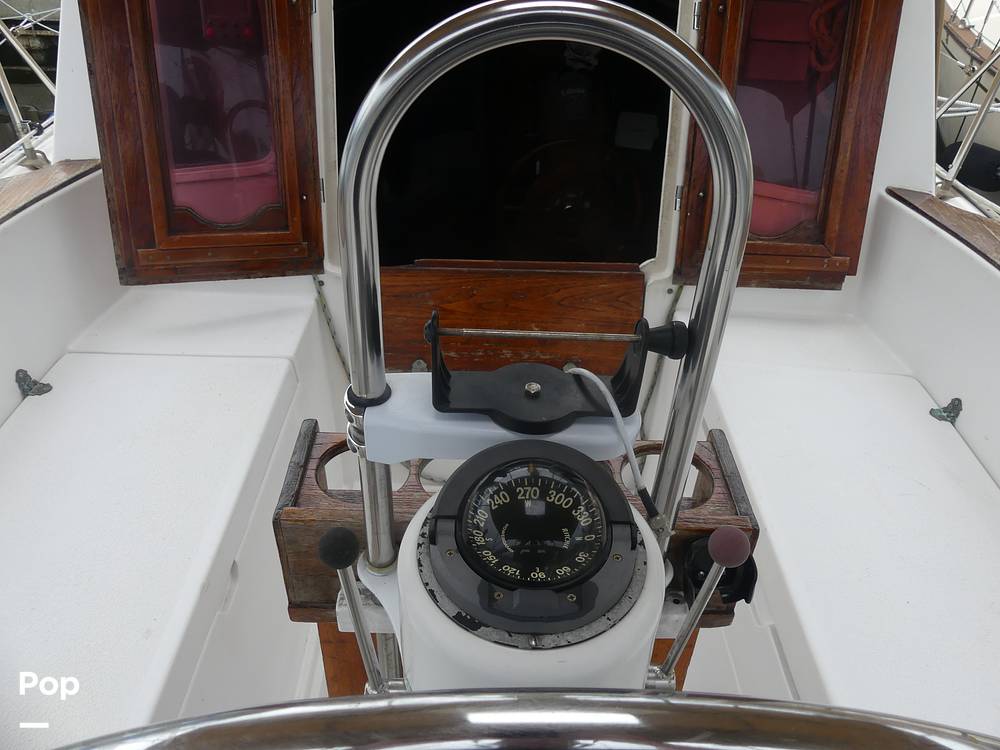 Slide: The Image of Gulf 32 Pilothouse 1987 - 14443224
