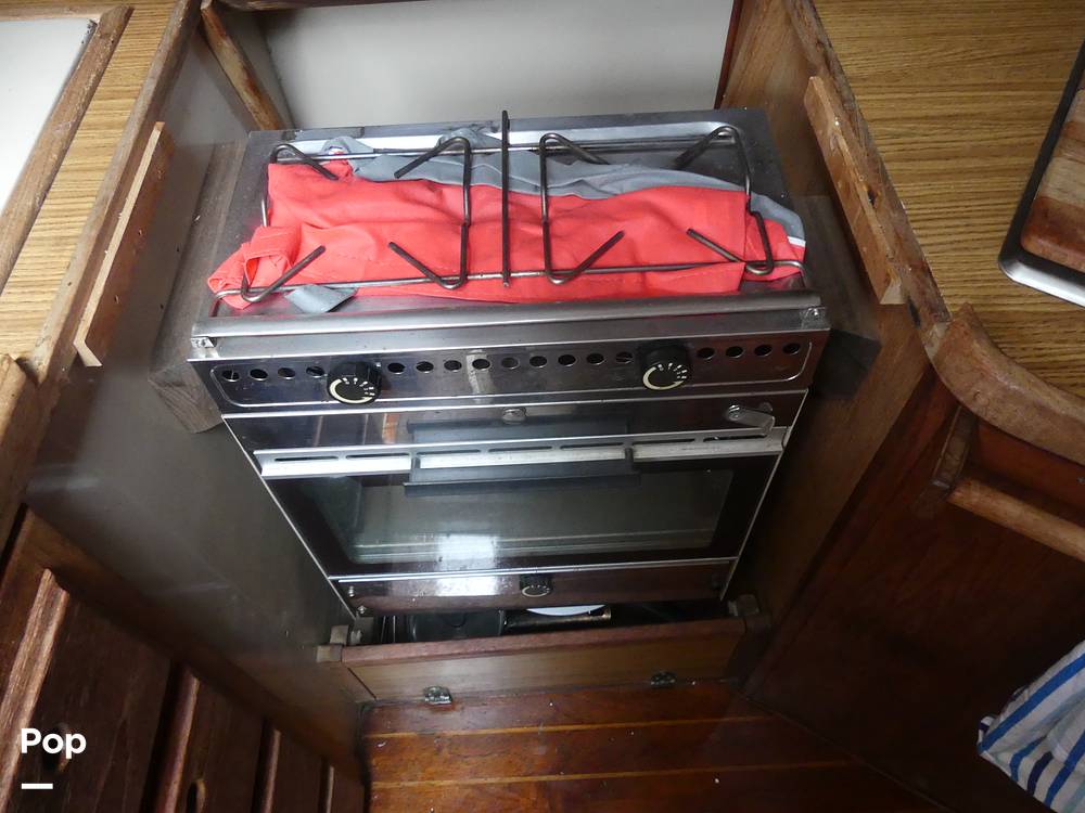 Slide: The Image of Gulf 32 Pilothouse 1987 - 14443230