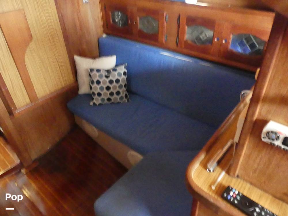 Slide: The Image of Gulf 32 Pilothouse 1987 - 14443235