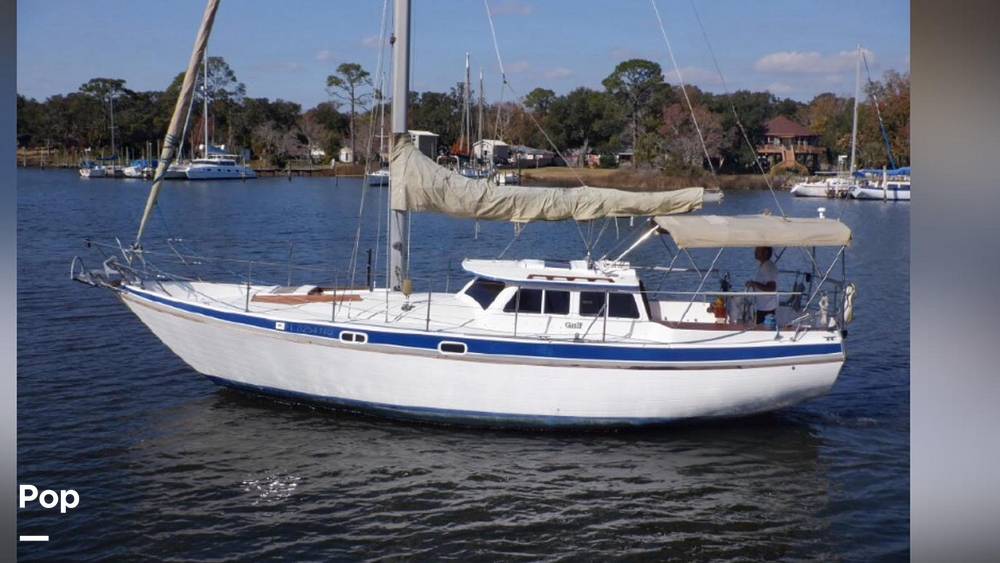 Slide: The Image of Gulf 32 Pilothouse 1987 - 14457680