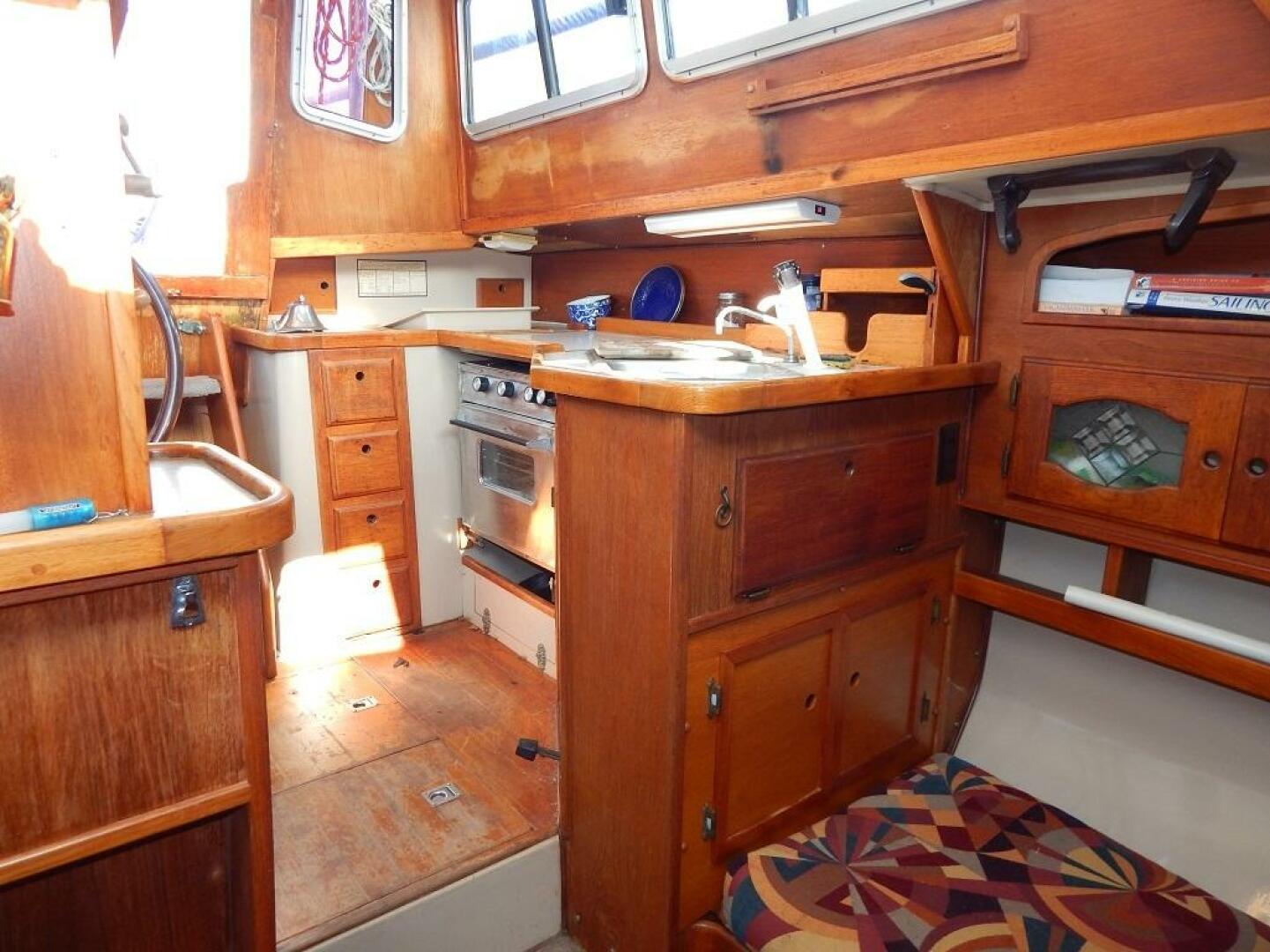 Slide: The Image of Gulf Pilothouse 1989 - 4213816