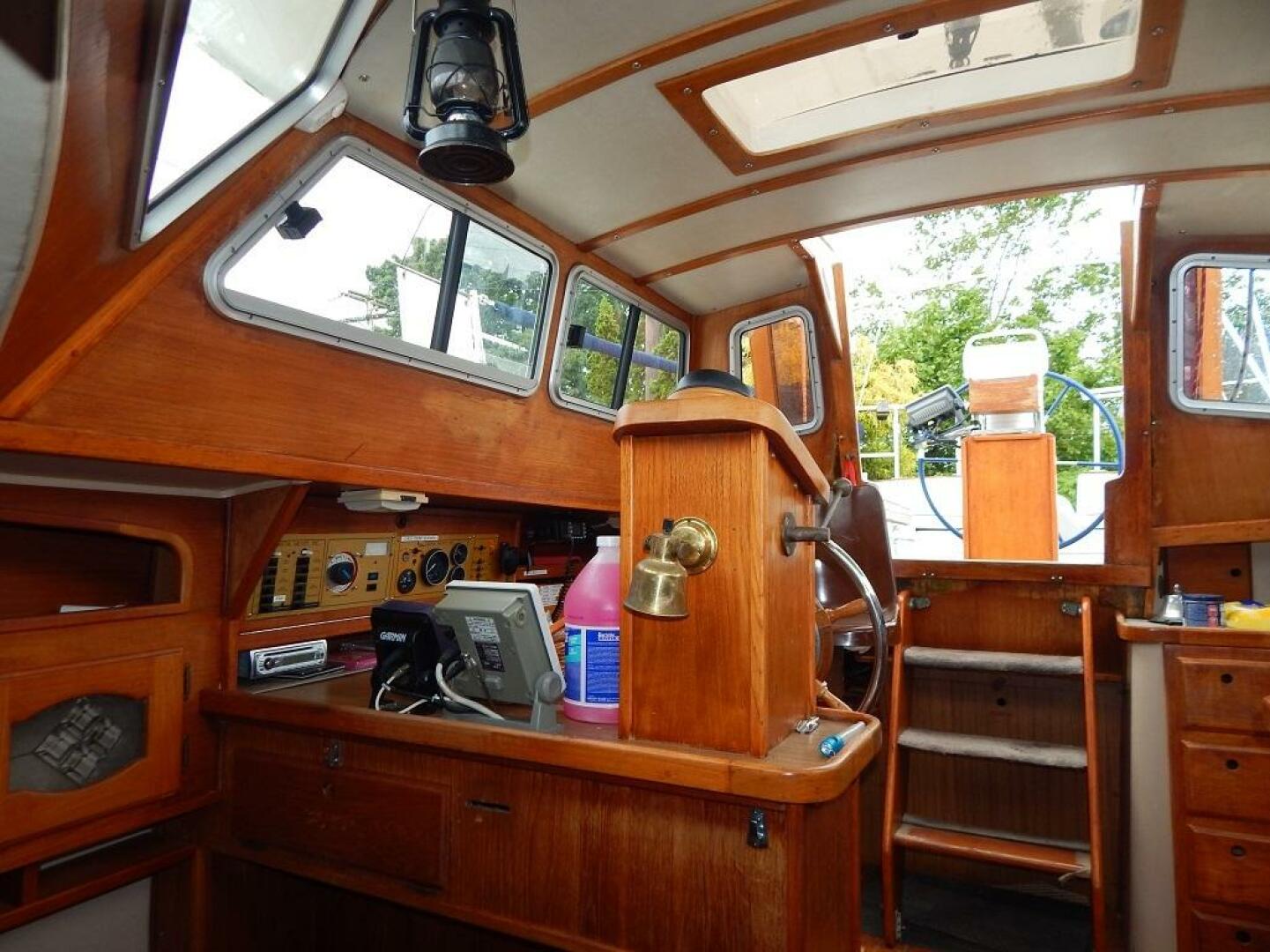 Slide: The Image of Gulf Pilothouse 1989 - 4213927