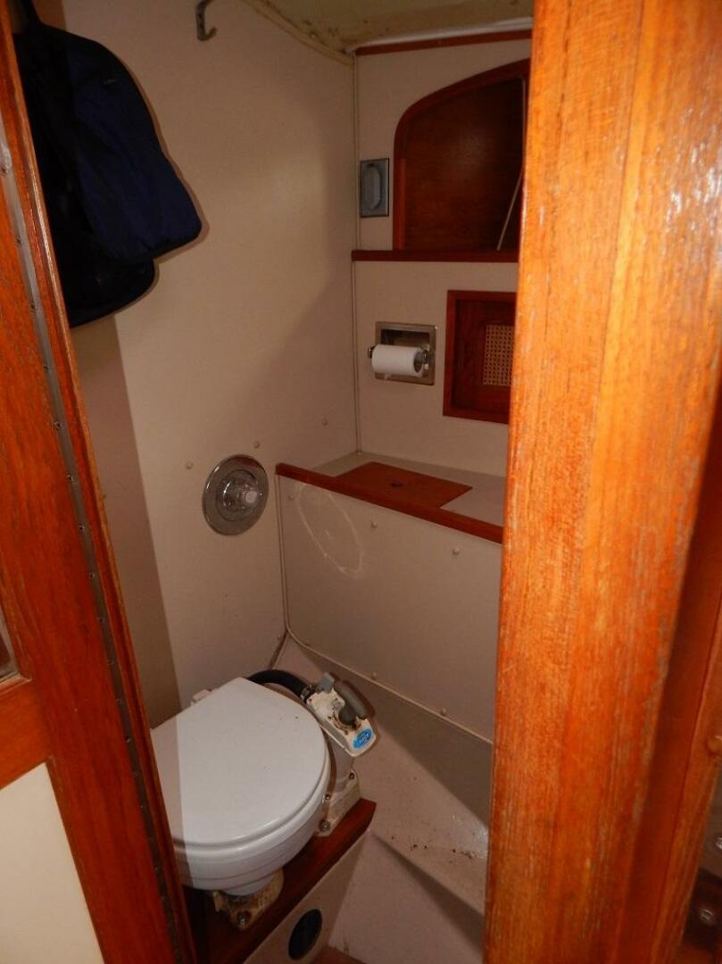 Slide: The Image of Gulf Pilothouse 1989 - 4213931