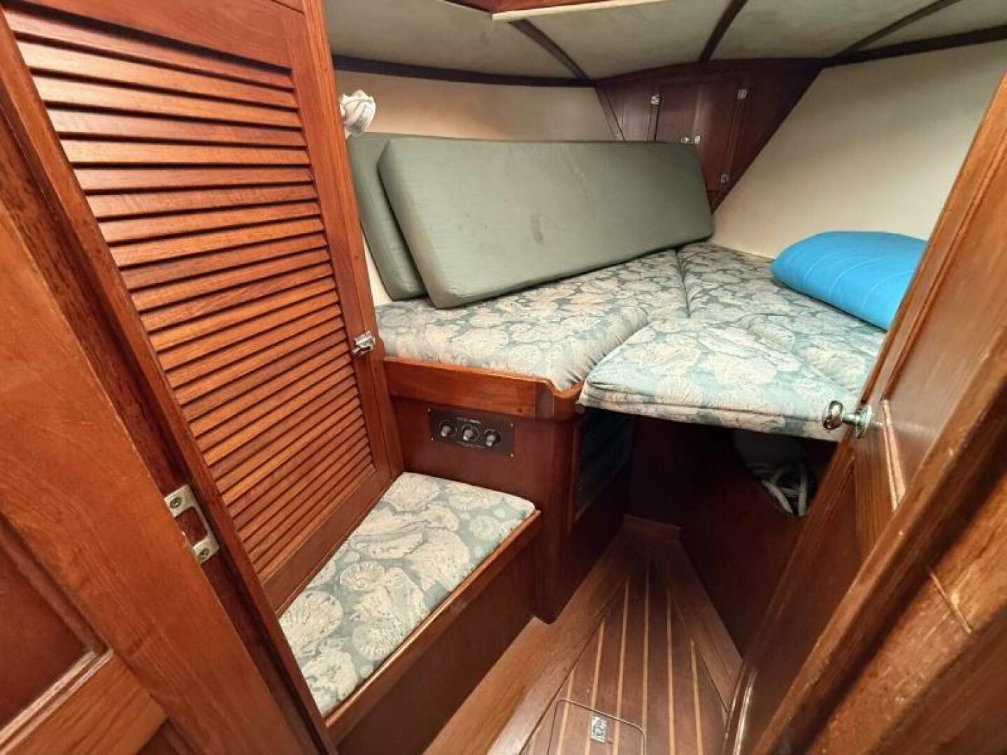 Slide: The Image of Gulfstar 43 MK II 1979 - 5497262