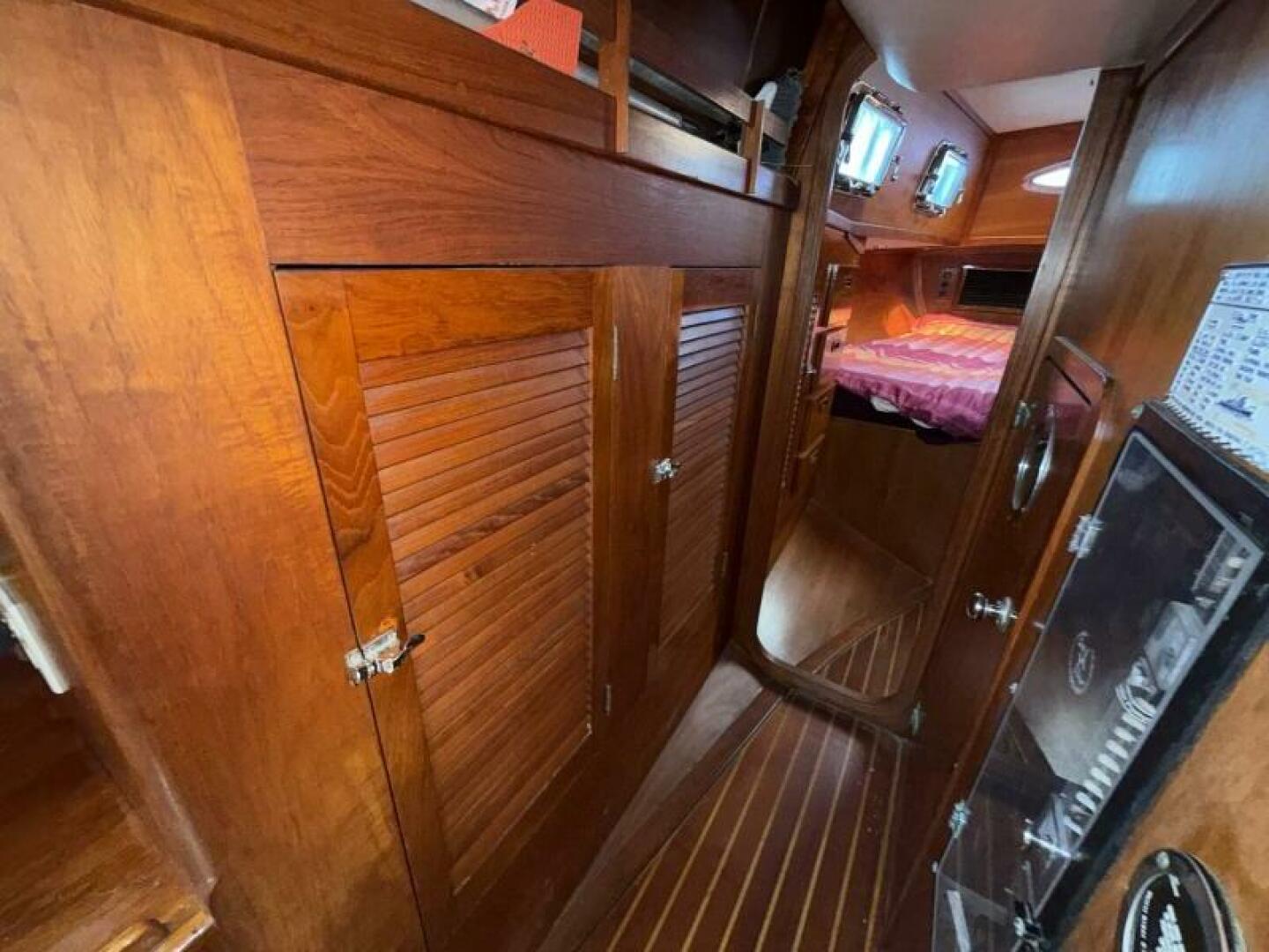 Slide: The Image of Gulfstar 43 MK II 1979 - 5497273