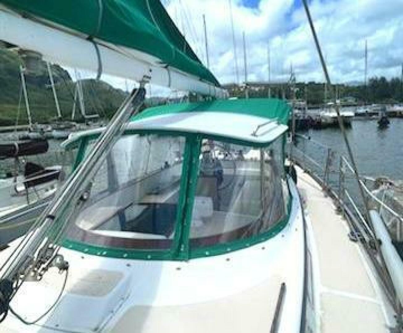 Slide: The Image of Gulfstar 44 Center Cockpit 1980 - 4976551