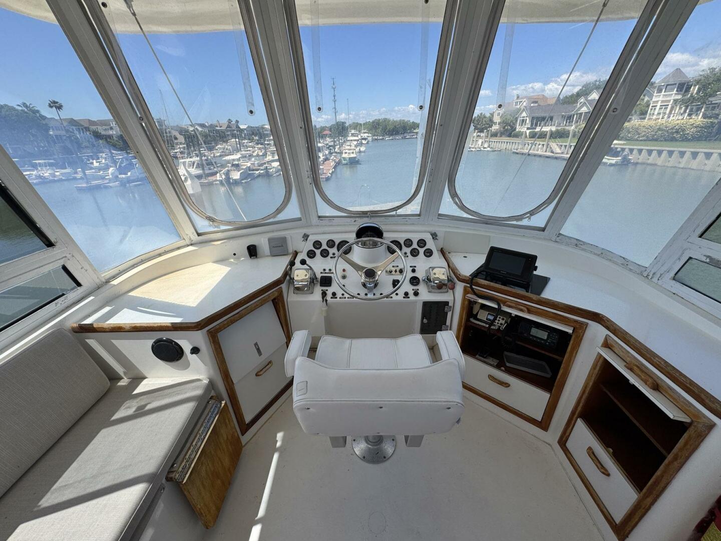 Slide: The Image of Gulfstar 44 Motor Yacht 1988 - 5287868