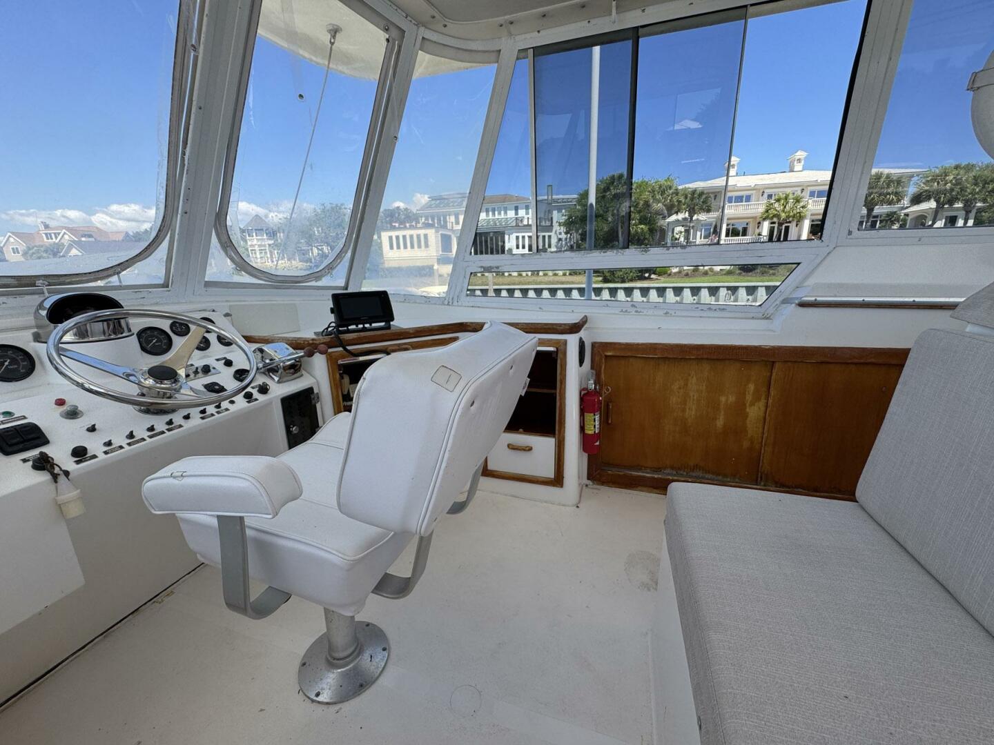 Slide: The Image of Gulfstar 44 Motor Yacht 1988 - 5287870