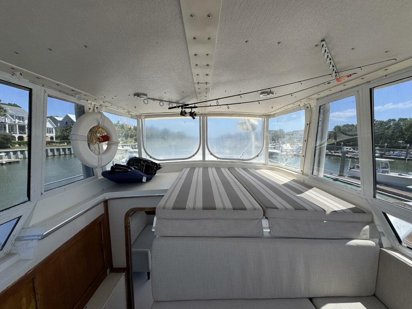 Slide: The Image of Gulfstar 44 Motor Yacht 1988 - 5287872