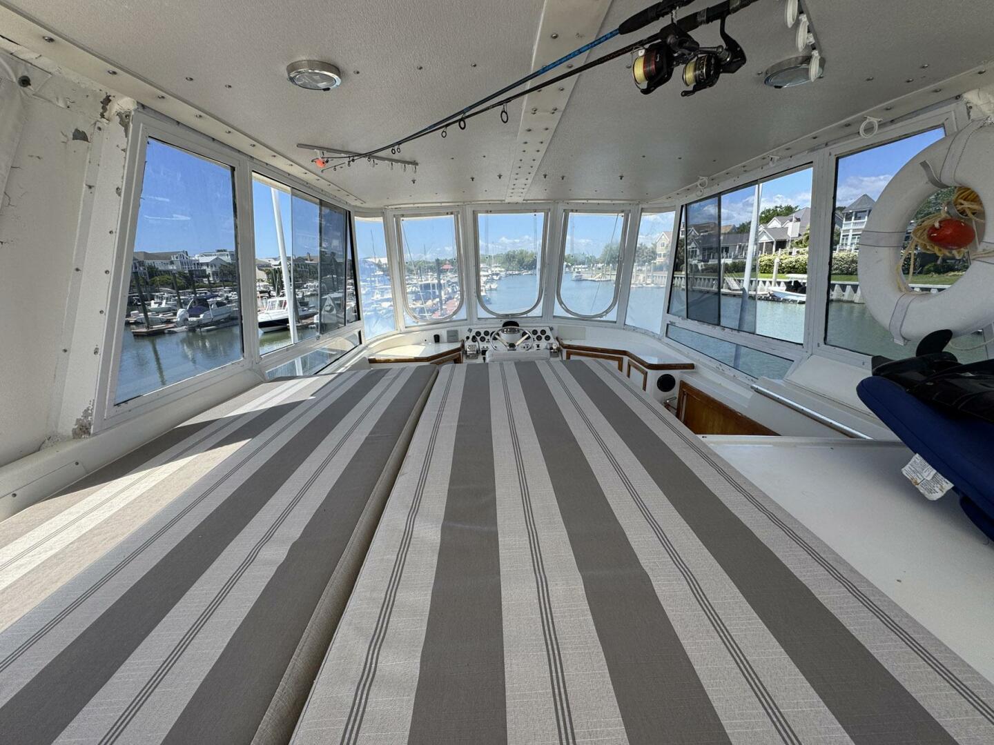 Slide: The Image of Gulfstar 44 Motor Yacht 1988 - 5287877