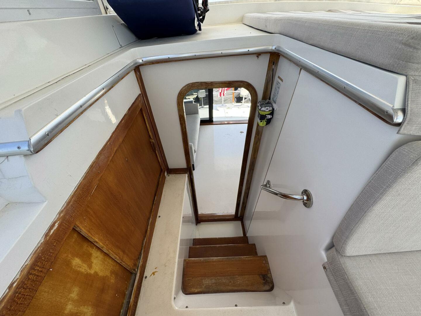 Slide: The Image of Gulfstar 44 Motor Yacht 1988 - 5287879