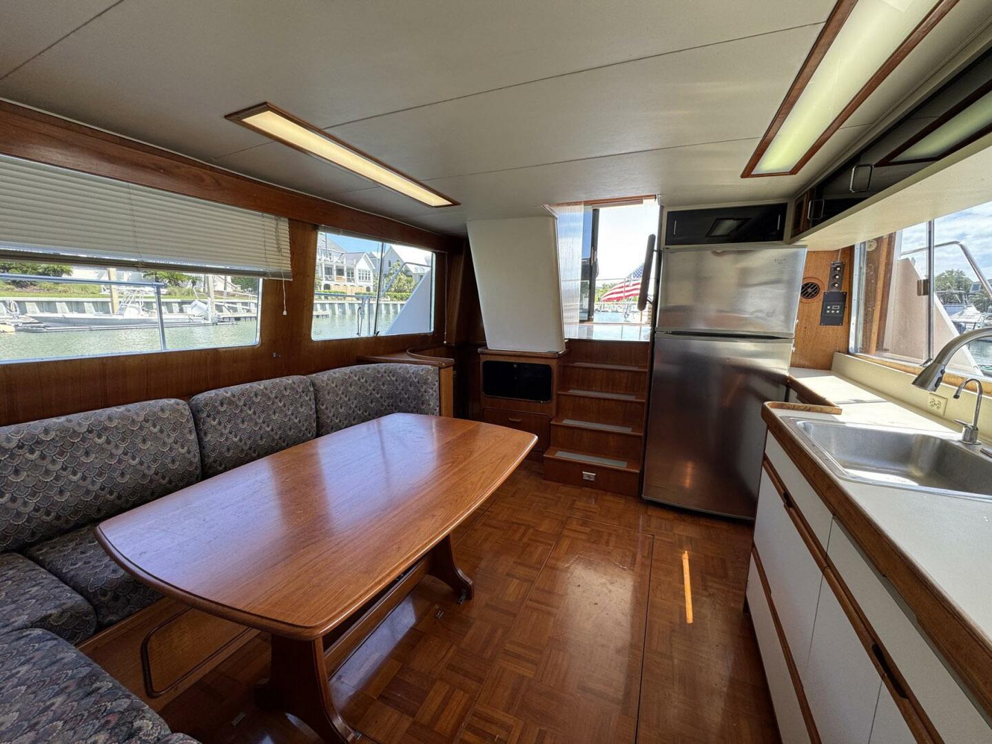 Slide: The Image of Gulfstar 44 Motor Yacht 1988 - 5287884