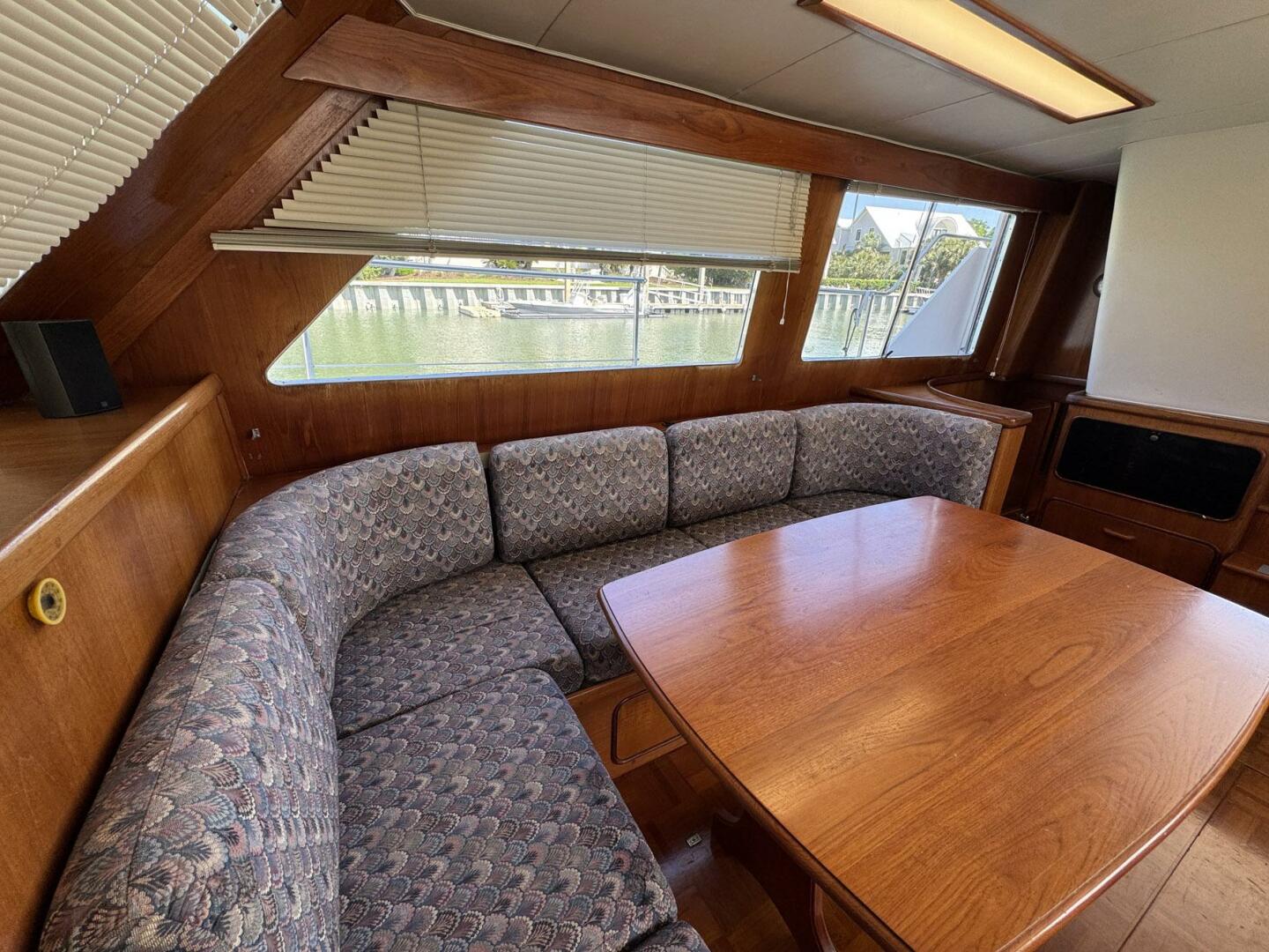 Slide: The Image of Gulfstar 44 Motor Yacht 1988 - 5287886