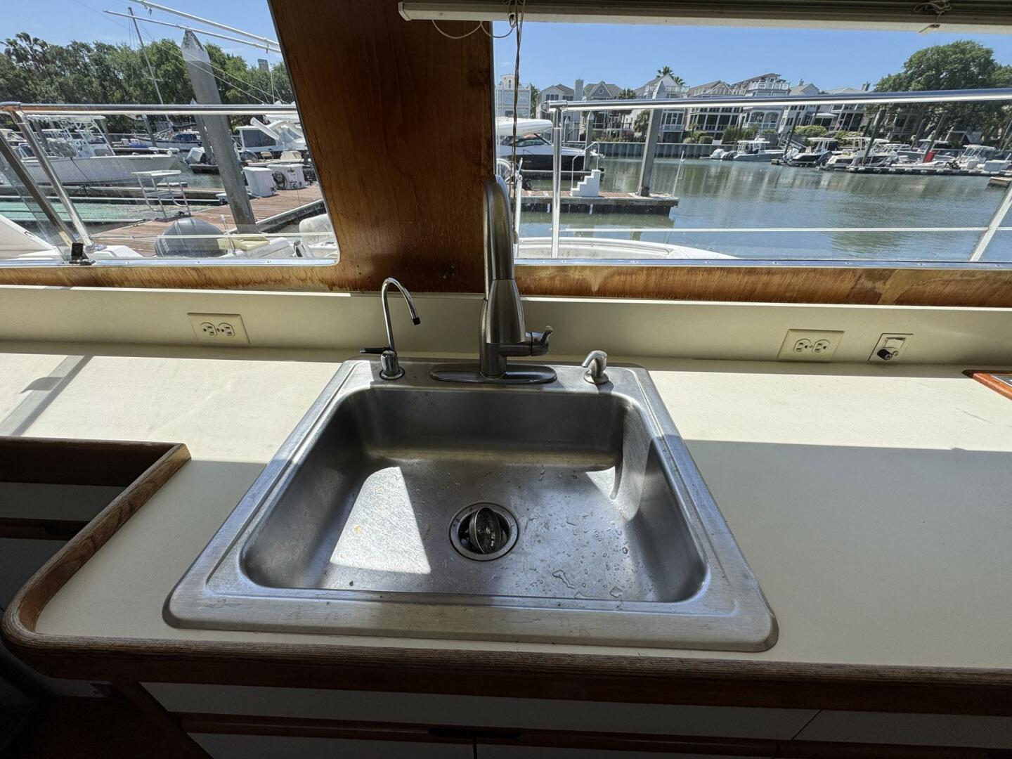 Slide: The Image of Gulfstar 44 Motor Yacht 1988 - 5287894