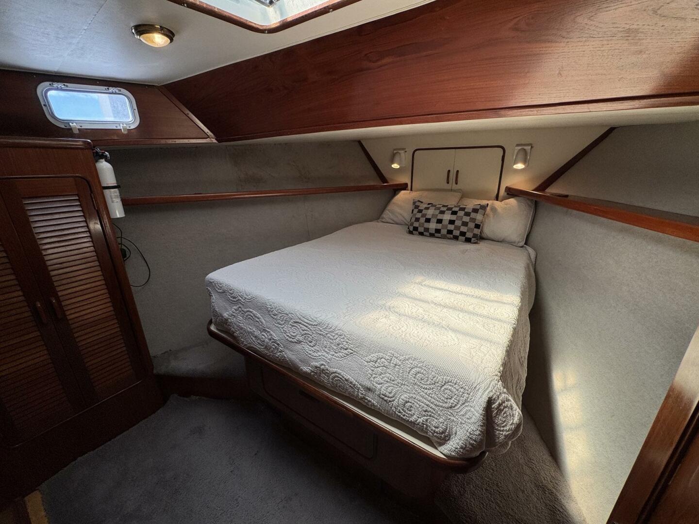 Slide: The Image of Gulfstar 44 Motor Yacht 1988 - 5287901