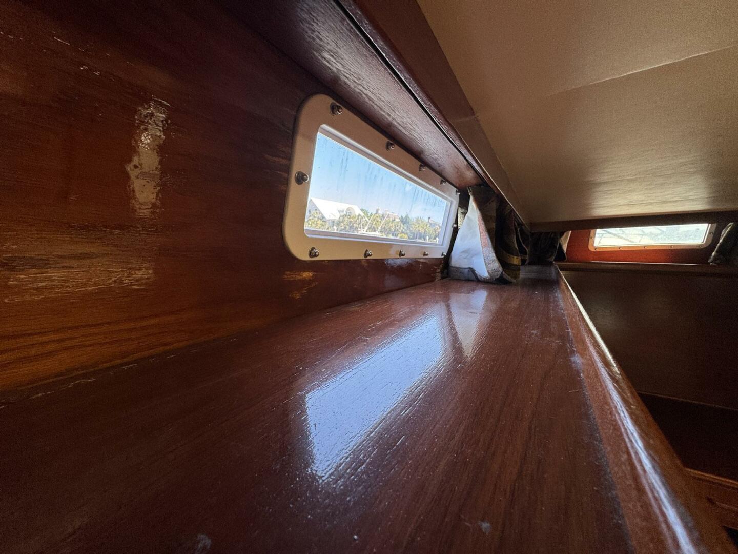 Slide: The Image of Gulfstar 44 Motor Yacht 1988 - 5287916