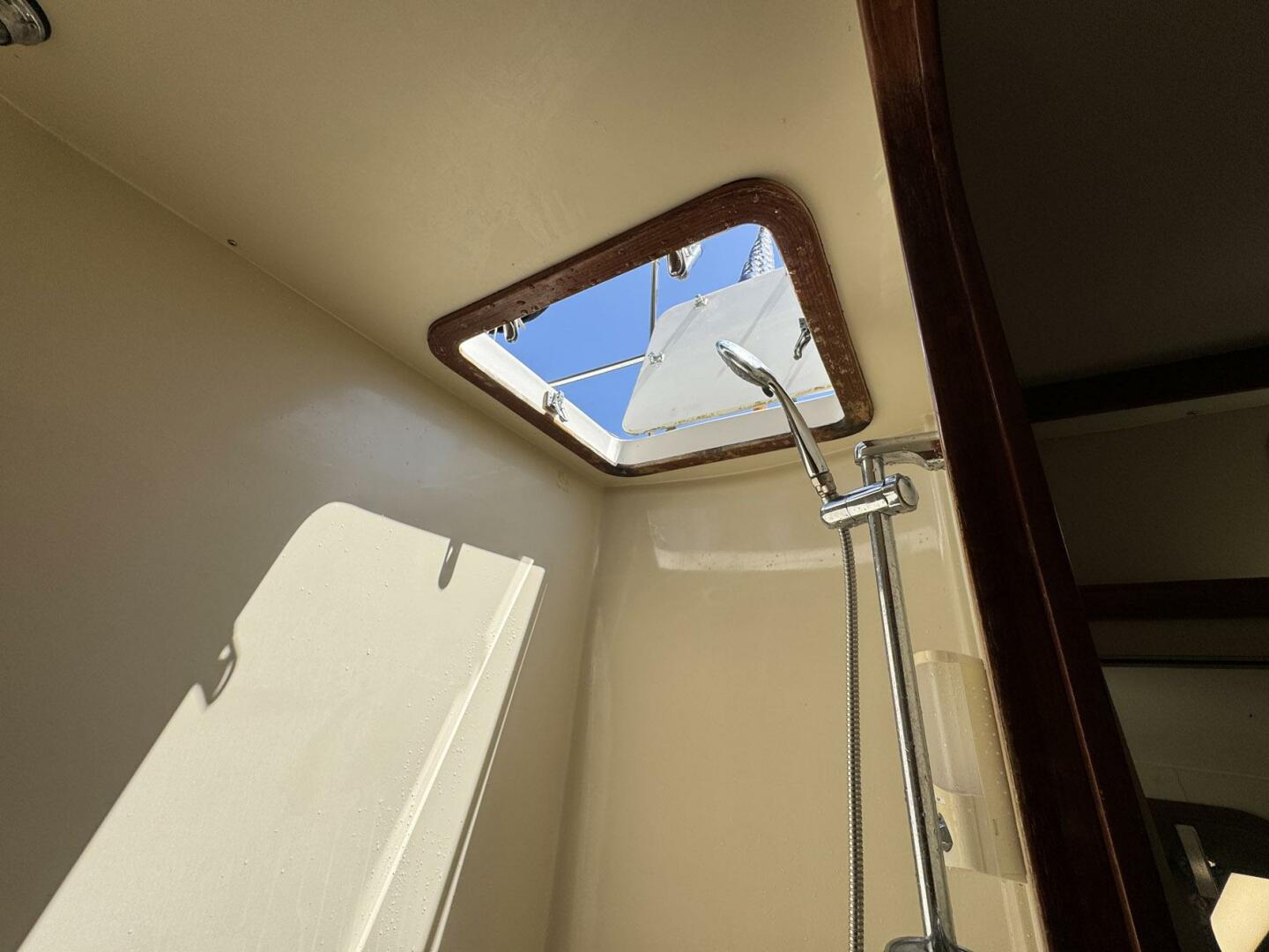 Slide: The Image of Gulfstar 44 Motor Yacht 1988 - 5287920