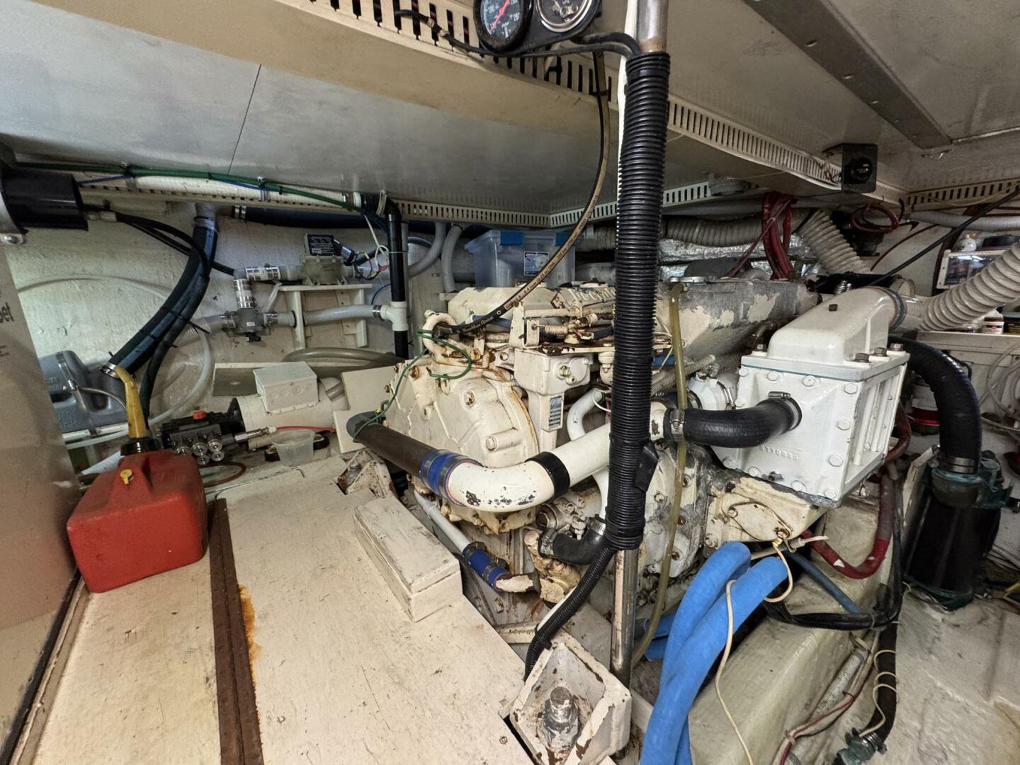 Slide: The Image of Gulfstar 44 Motor Yacht 1988 - 5287943