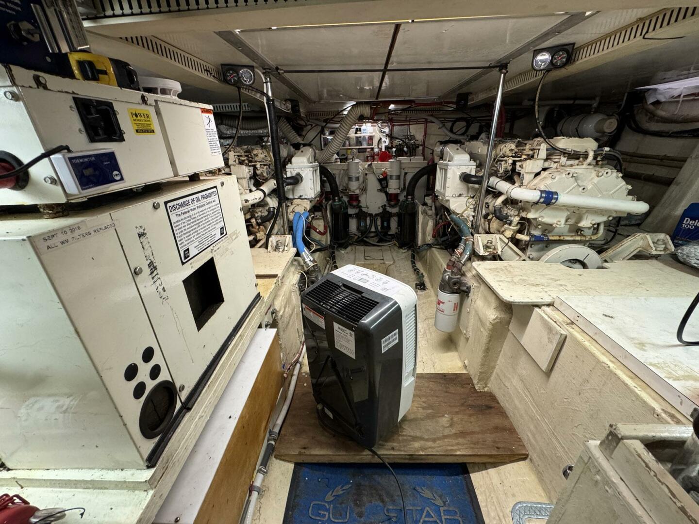 Slide: The Image of Gulfstar 44 Motor Yacht 1988 - 5287944