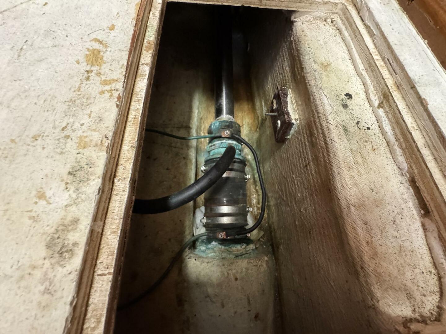 Slide: The Image of Gulfstar 44 Motor Yacht 1988 - 5287960