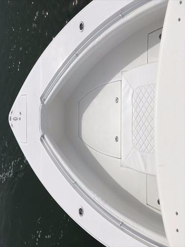 Slide: The Image of Gulfstream Yachts 34 CC 2021 - 3