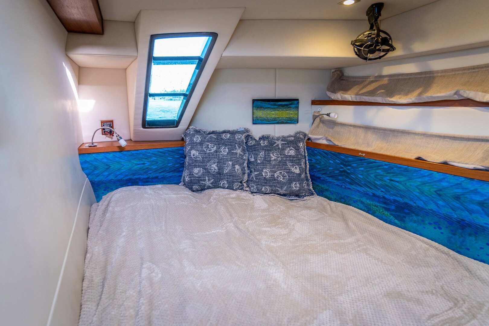 Slide: The Image of Used Sail Catamaran for sale 2014 Gunboat 55 - VANDAL - 4892787