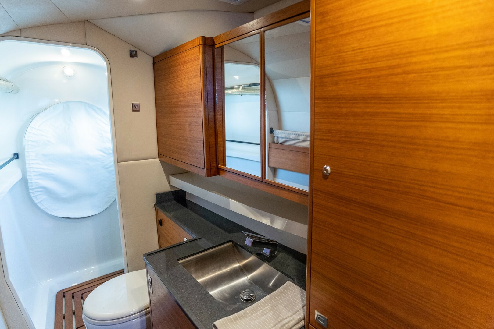 Slide: The Image of Used Sail Catamaran for sale 2014 Gunboat 55 - VANDAL - 4892793