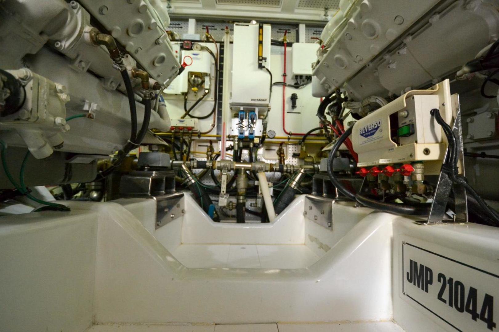 Slide: The Image of Hampton 580 Pilothouse 2009 - 3468226
