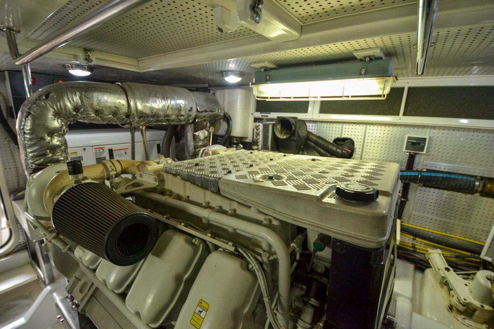 Slide: The Image of Hampton 580 Pilothouse 2009 - 3468236