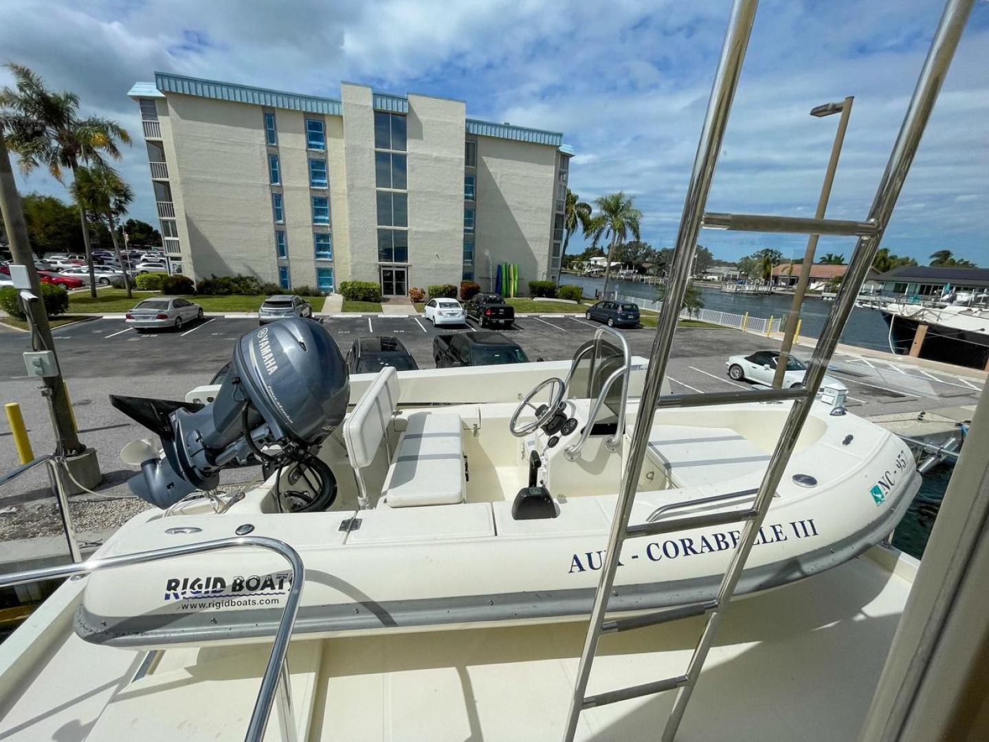 Slide: The Image of Hampton 580 Pilothouse 2009 - 3468241