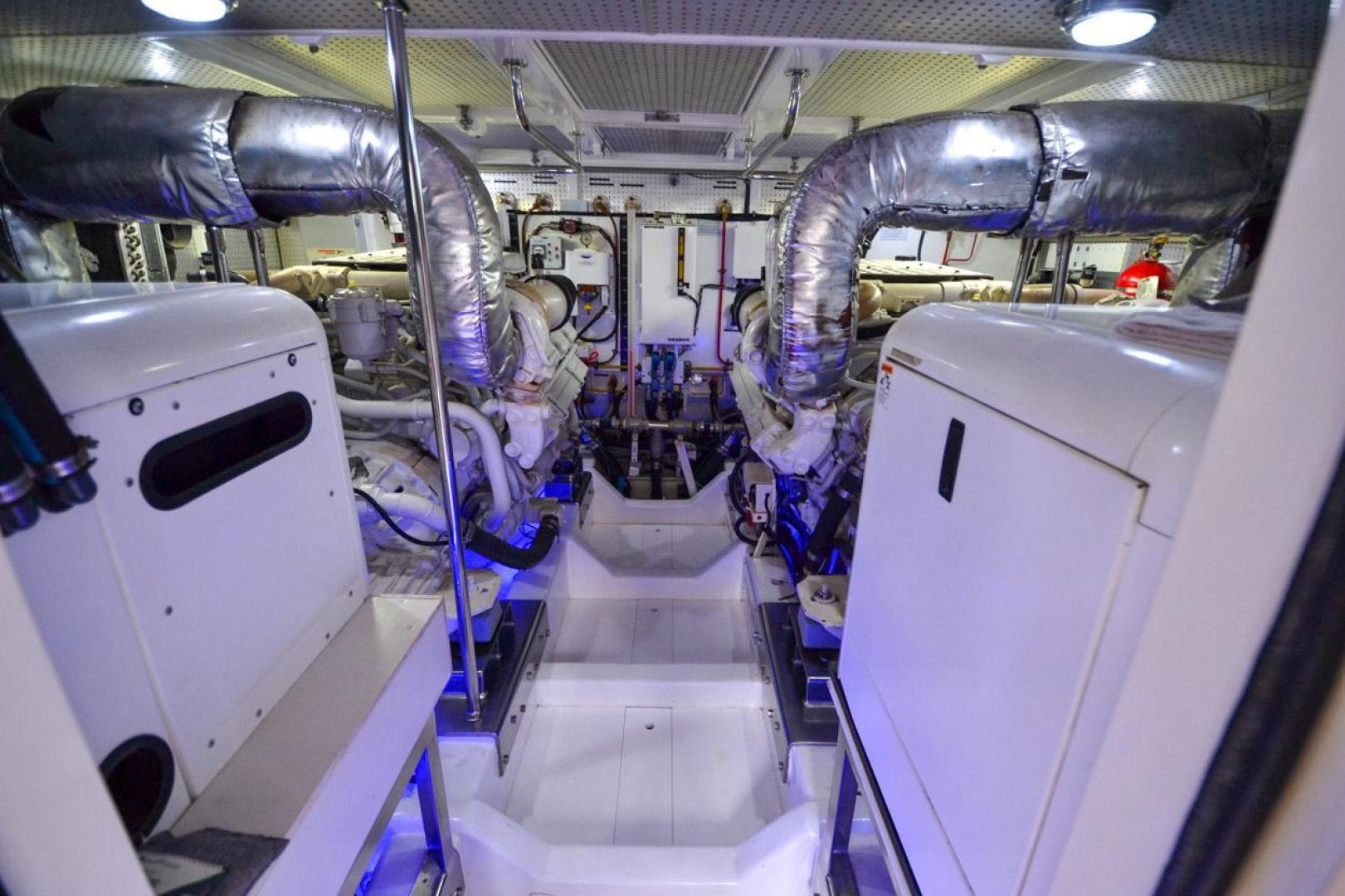 Slide: The Image of Hampton 580 Pilothouse 2009 - 3468246