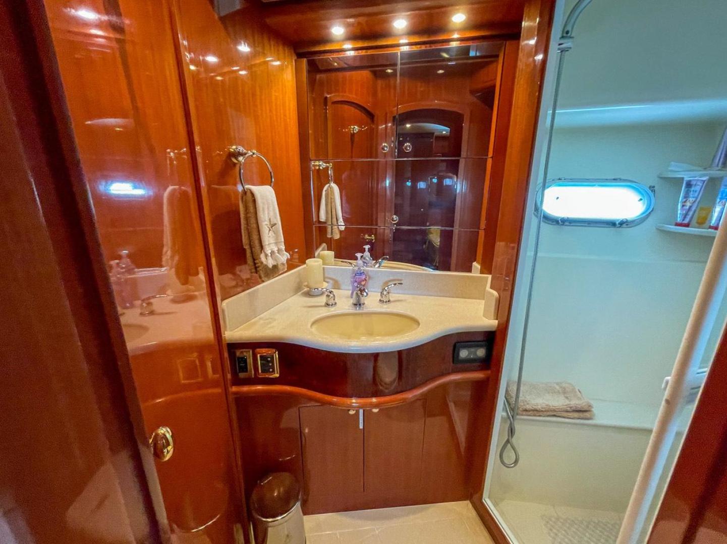 Slide: The Image of Hampton 580 Pilothouse 2009 - 3468247