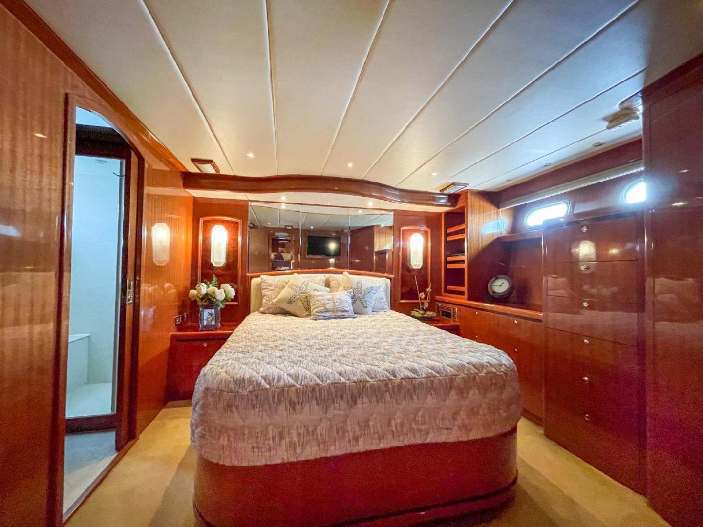 Slide: The Image of Hampton 580 Pilothouse 2009 - 3468251