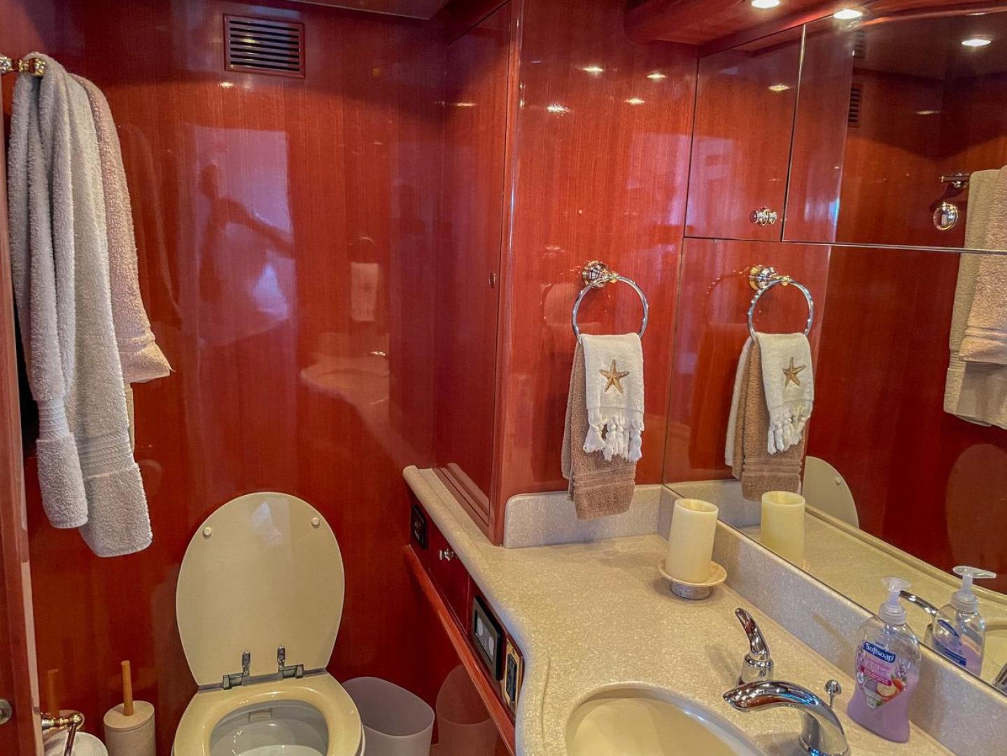 Slide: The Image of Hampton 580 Pilothouse 2009 - 3468257