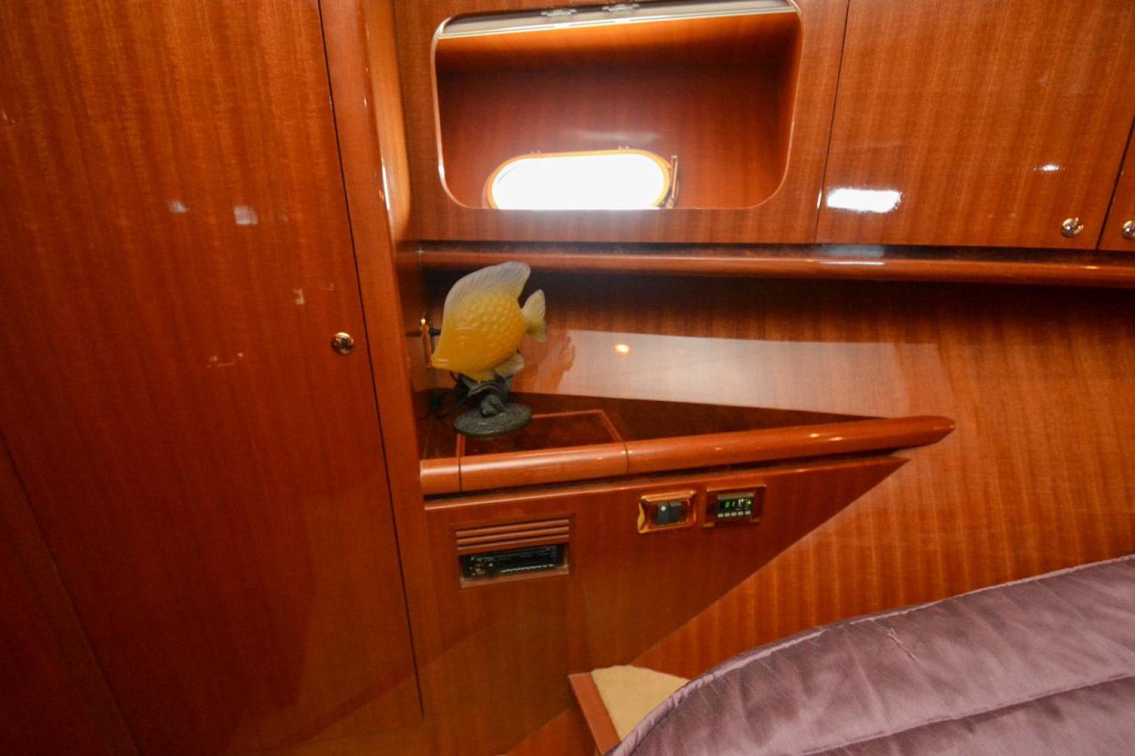 Slide: The Image of Hampton 580 Pilothouse 2009 - 3468158