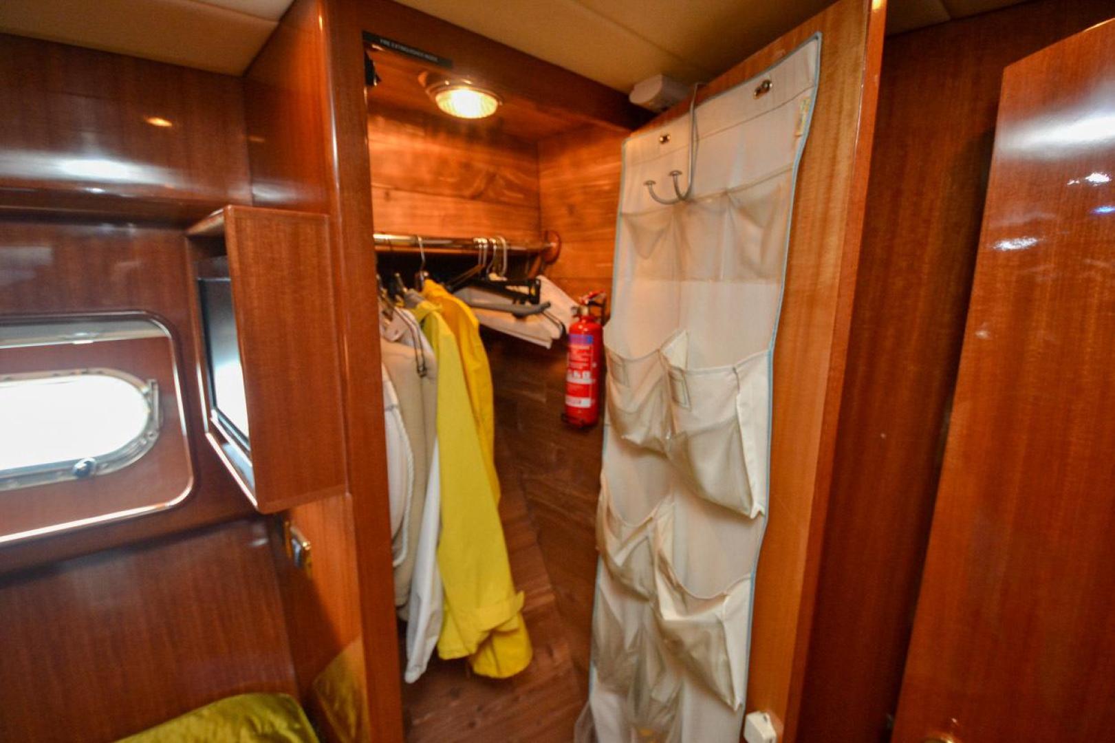 Slide: The Image of Hampton 580 Pilothouse 2009 - 3468162