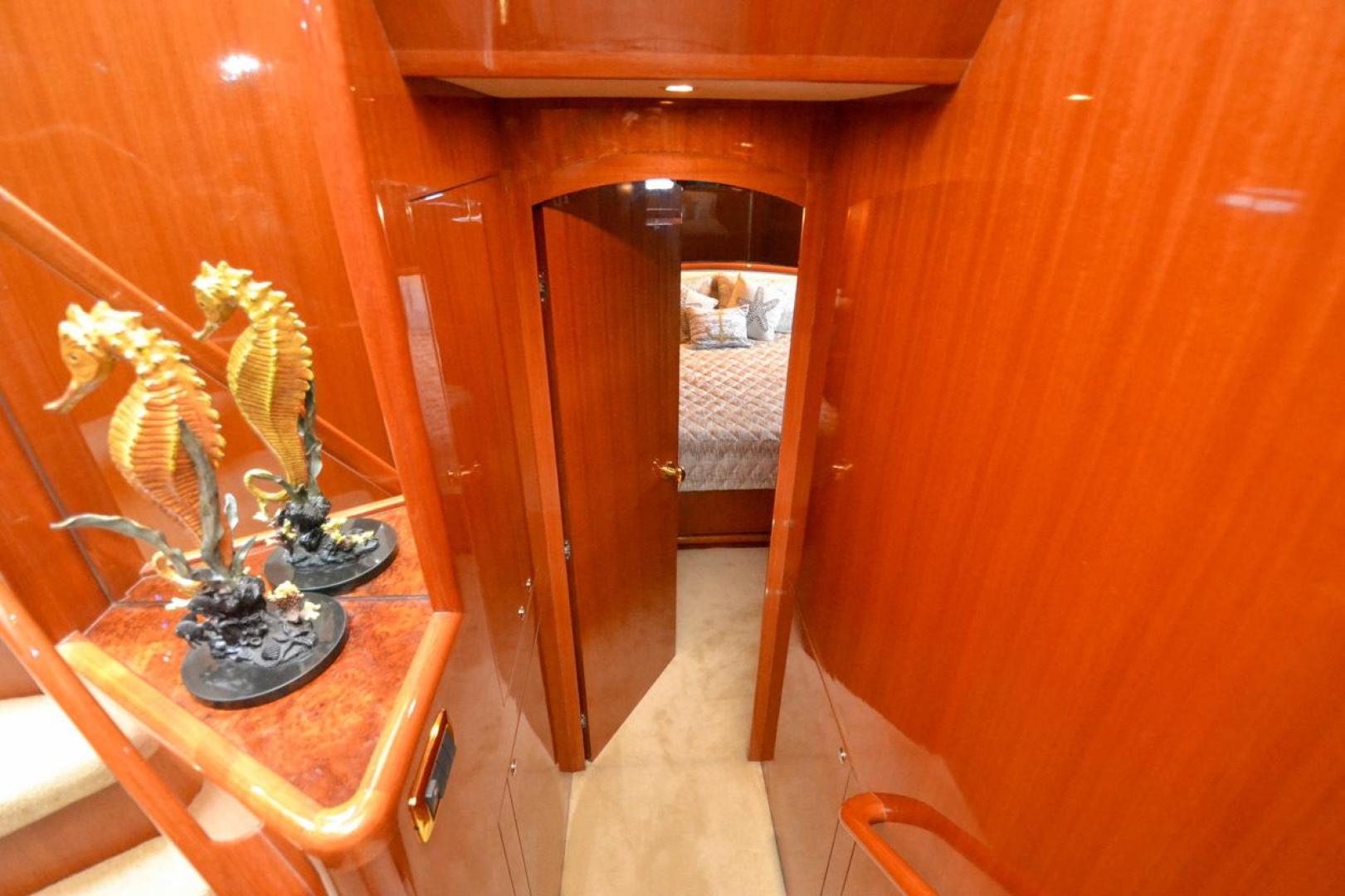 Slide: The Image of Hampton 580 Pilothouse 2009 - 3468164
