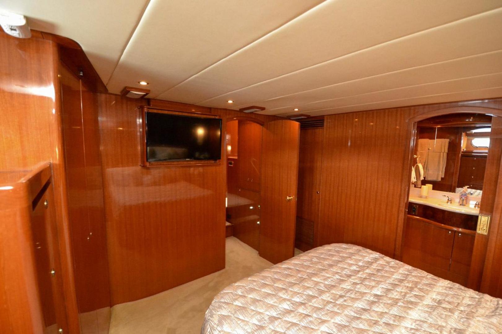 Slide: The Image of Hampton 580 Pilothouse 2009 - 3468172
