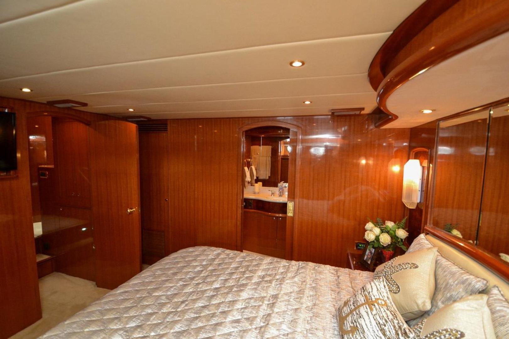 Slide: The Image of Hampton 580 Pilothouse 2009 - 3468173