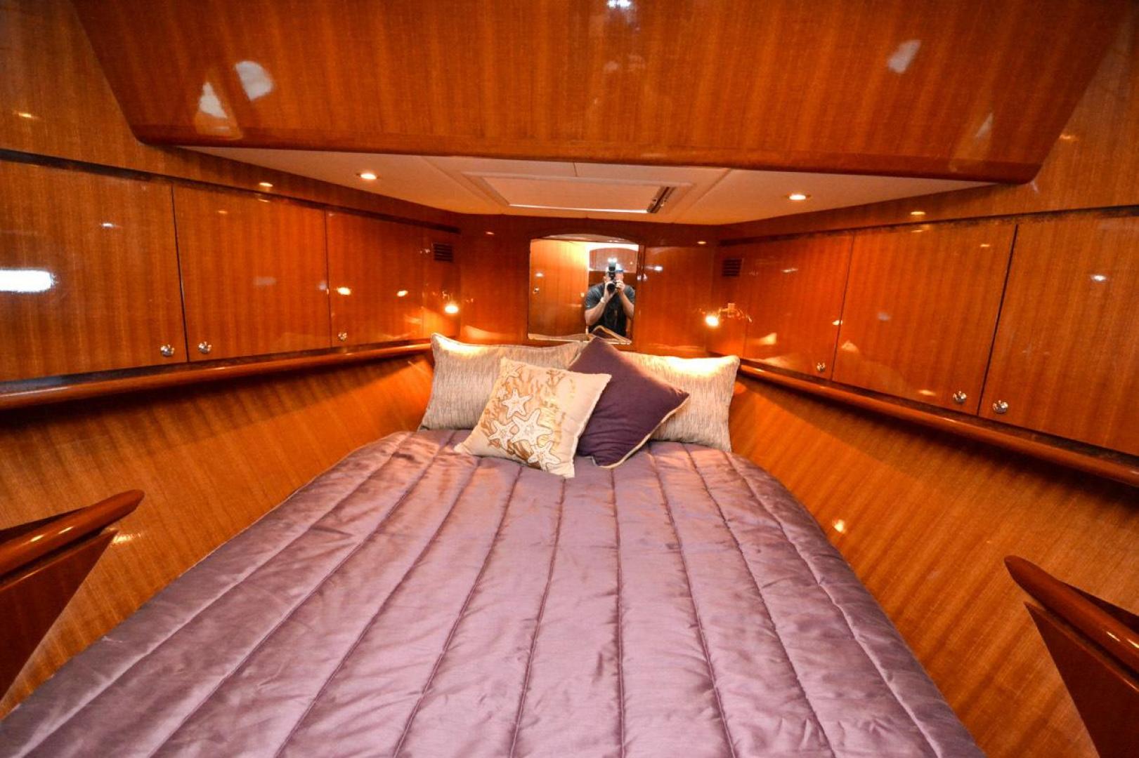 Slide: The Image of Hampton 580 Pilothouse 2009 - 3468180