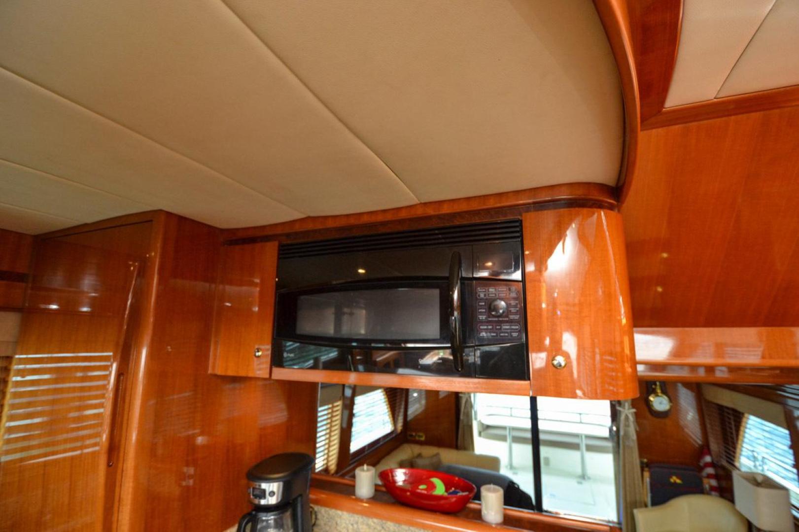 Slide: The Image of Hampton 580 Pilothouse 2009 - 3468187