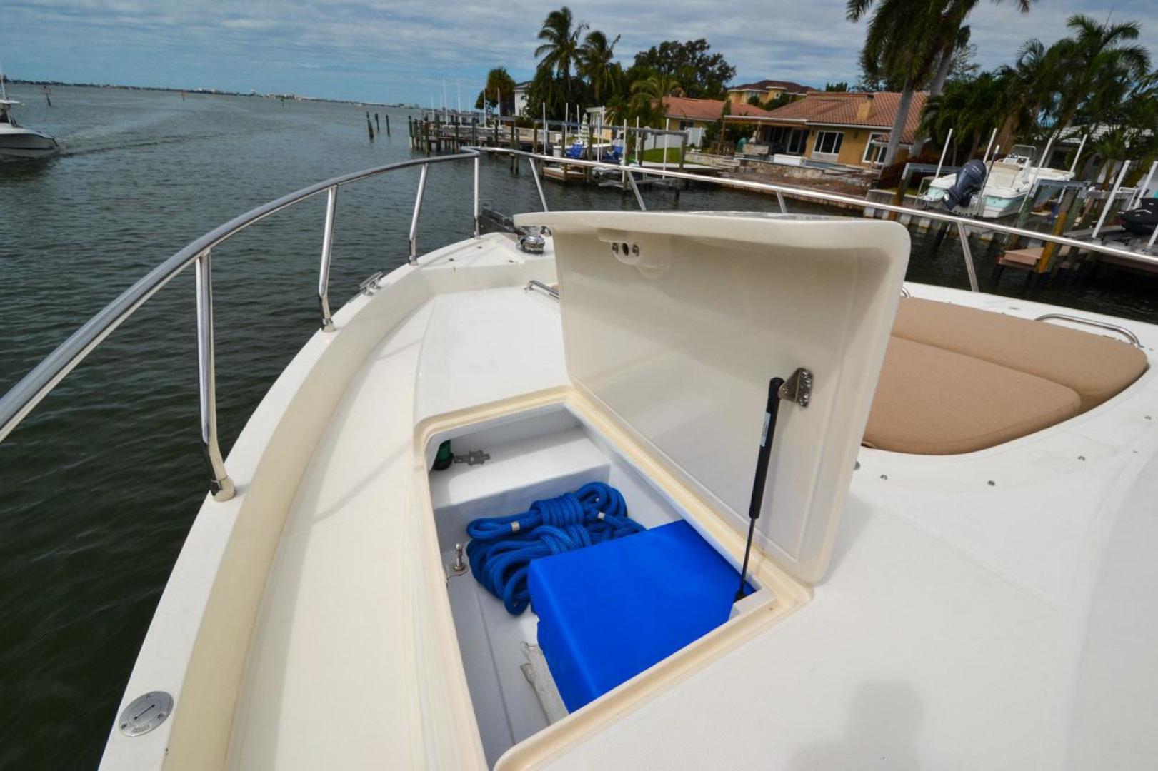 Slide: The Image of Hampton 580 Pilothouse 2009 - 3468130