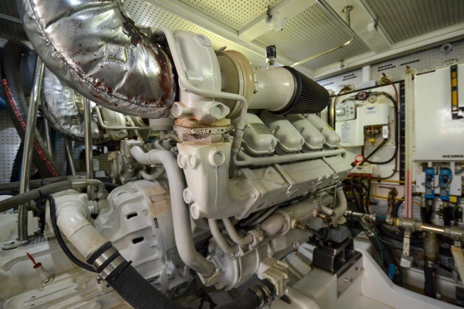 Slide: The Image of Hampton 580 Pilothouse 2009 - 3468222