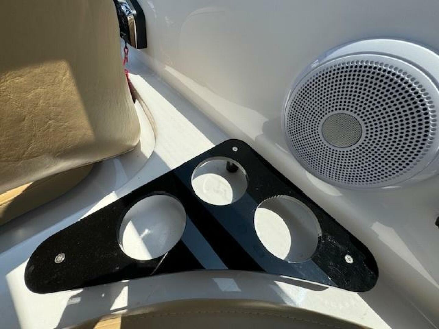Slide: The Image of Hanover Yachts 305 2023 - 5030032