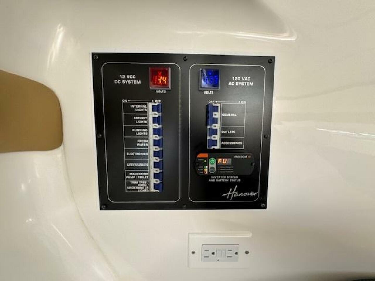 Slide: The Image of Hanover Yachts 305 2023 - 5030044