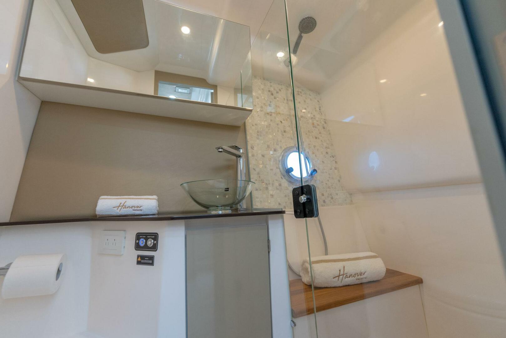 Slide: The Image of Hanover Yachts 347 2025 - 5086009