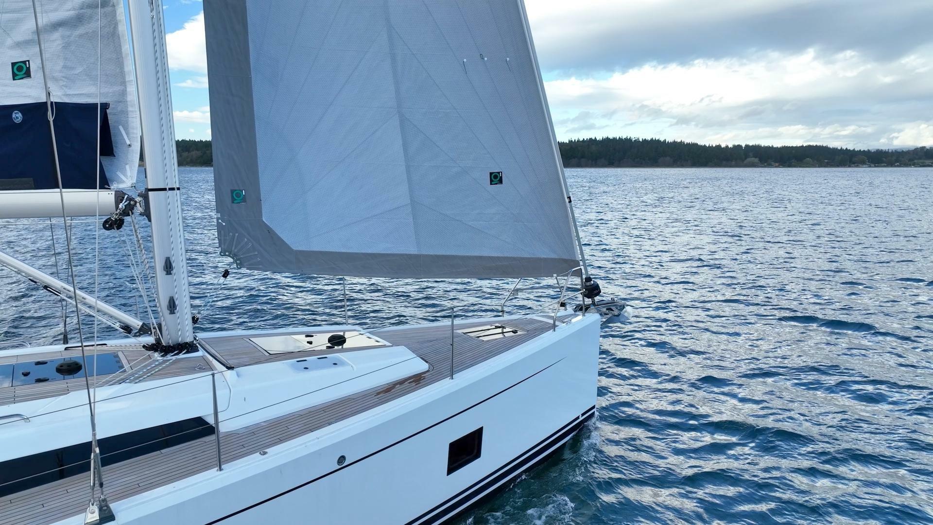 Slide: The Image of Hanse 418 2023 - 4725768