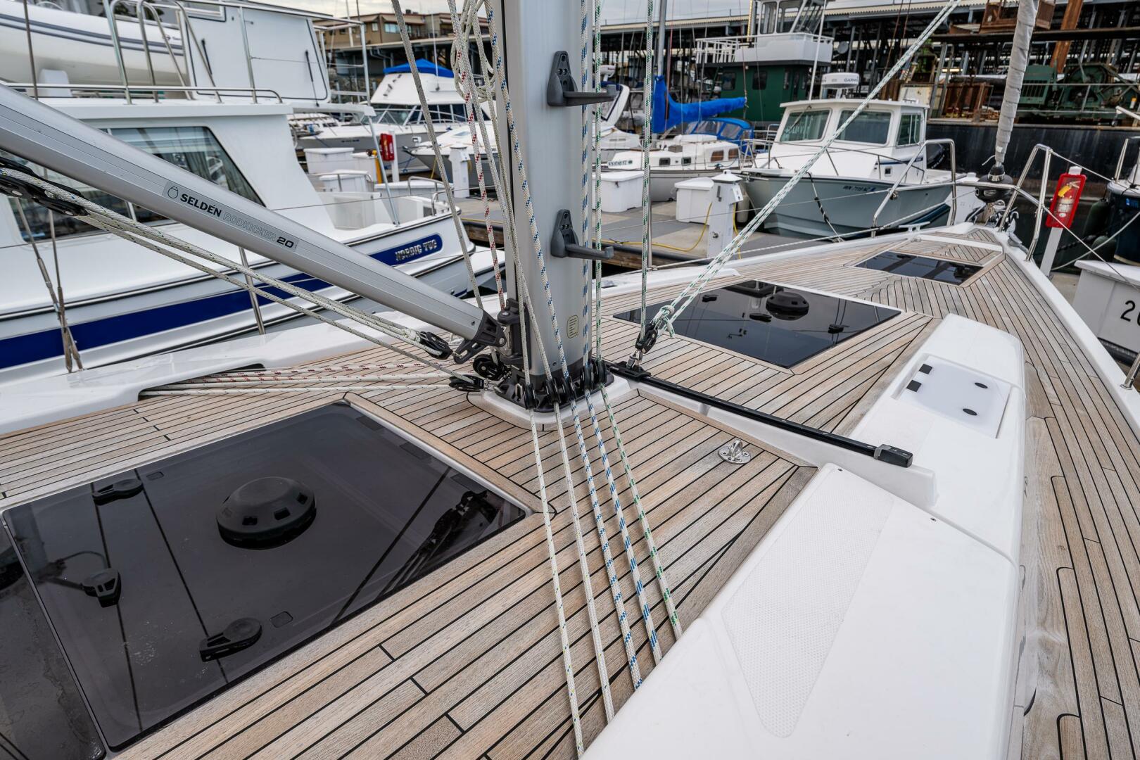 Slide: The Image of Hanse 418 2023 - 4725735