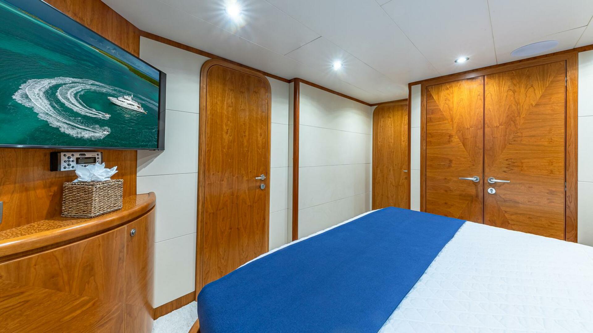 Slide: The Image of VIP Looking Inboard - 4481748
