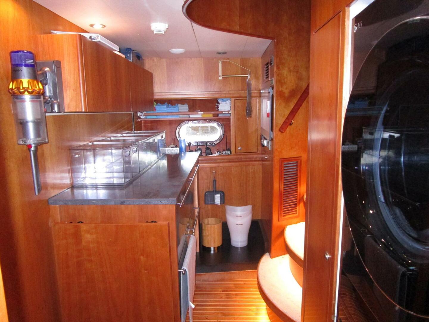 Slide: The Image of Crew Area - 4481751